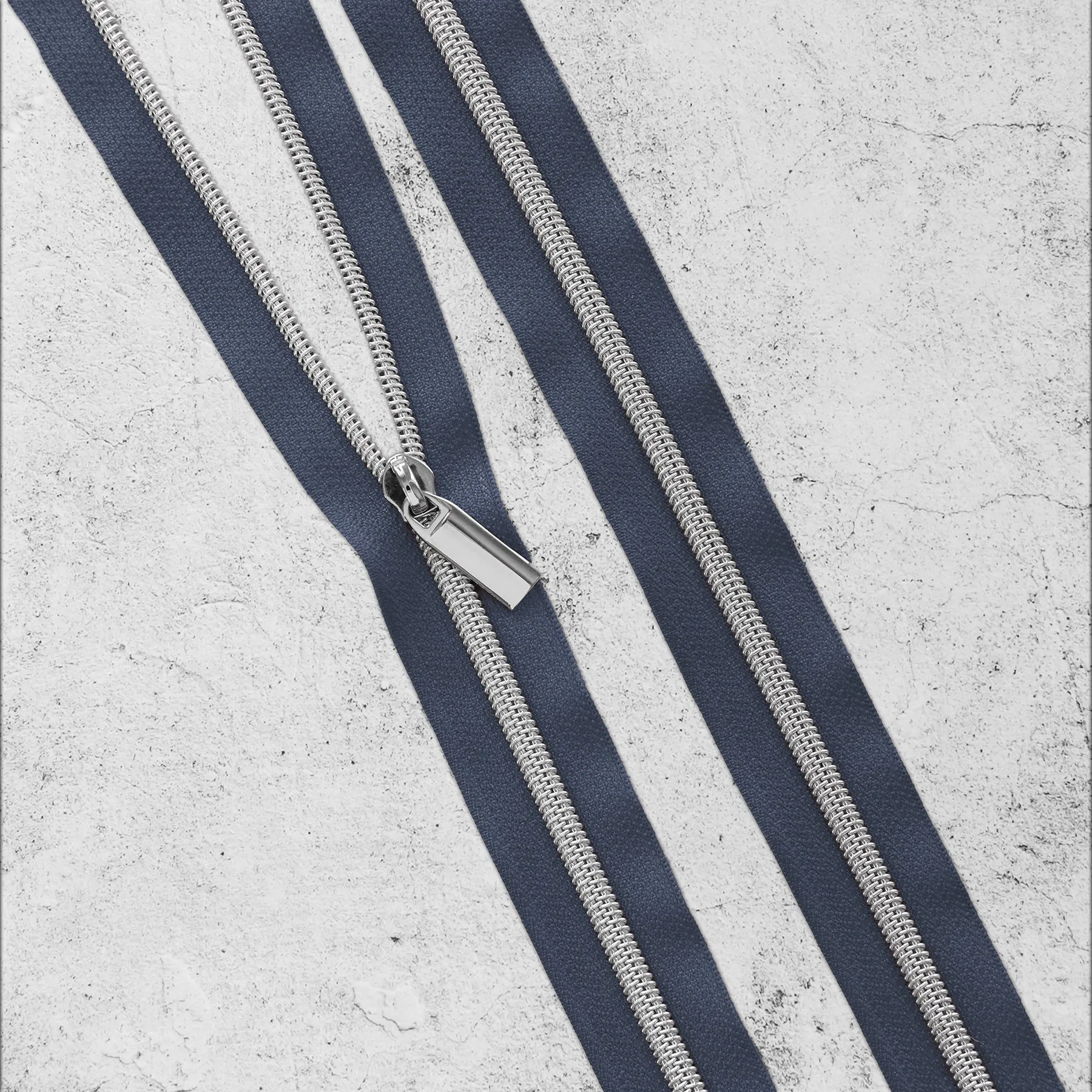 Navy Nylon Coil Zippers